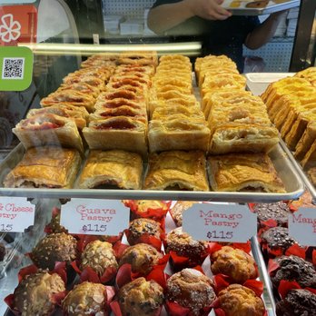 NaVis Bakery - Bakeries Near Me - Rosemead, California