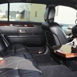 Baltimore LX Limo
