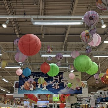 T&T Supermarket - A lot of lantern decorations - International Grocery Near Me - Markham, Ontario T&T Supermarket - A lot of lantern decorations - International Grocery Near Me - Markham, Ontario
