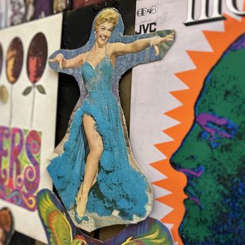 The Record Exchange - Music & DVDs Near Me - Saint Louis, Missouri