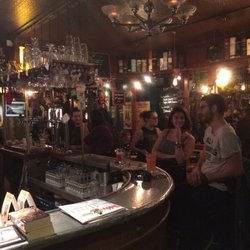 Teddy's Bar