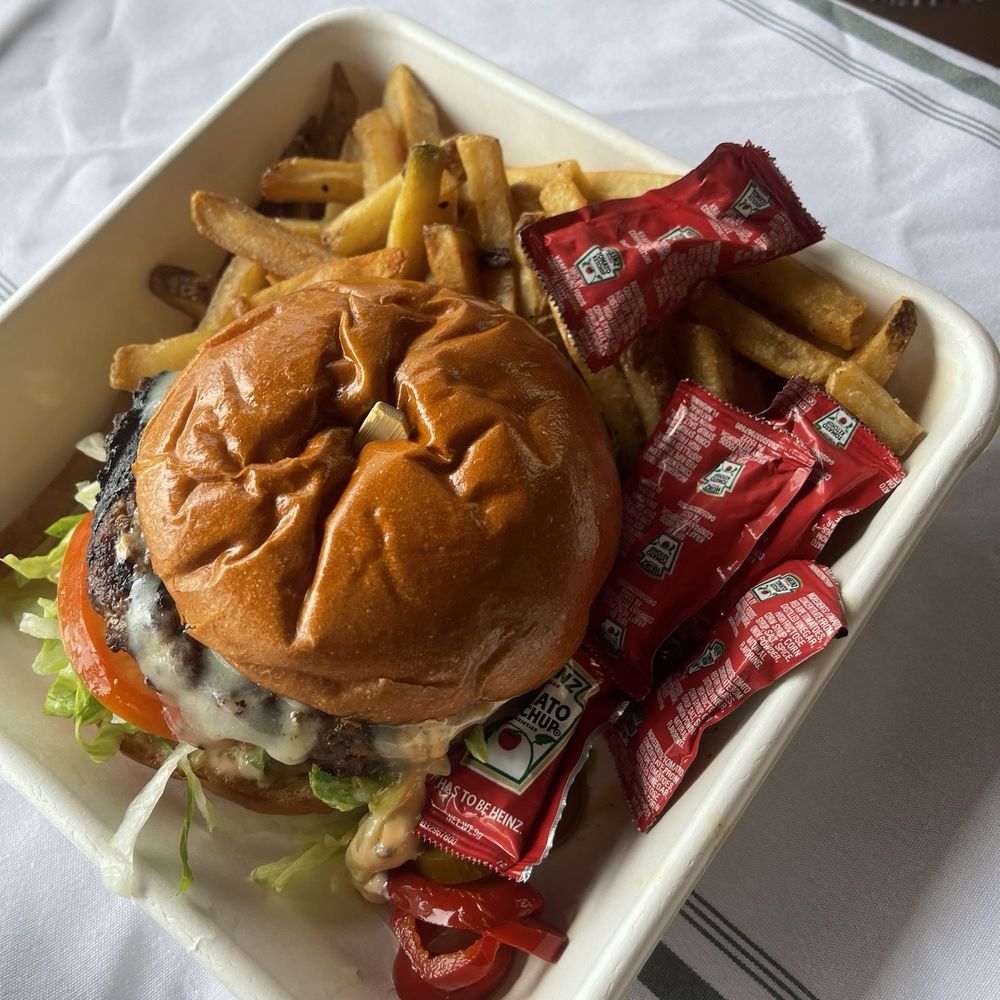 7 Mile Kitchen - Classic burger with fries - New American Near Me - Carlsbad, California 7 Mile Kitchen - Classic burger with fries - New American Near Me - Carlsbad, California