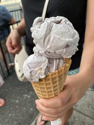 C & C CREAMERY by null