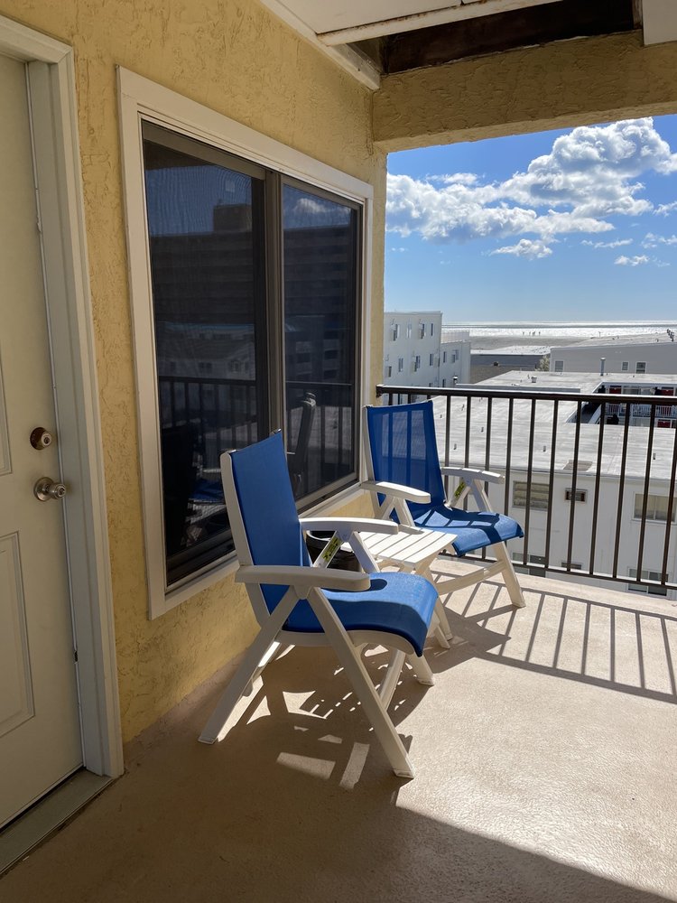 MALI KAI CONDOMINIUMS Updated November 2024 417 E 19th Ave