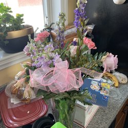 Bonnie's Custom Creations - Bad flower arrangement delivery