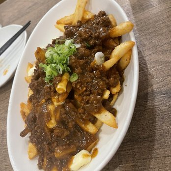 Yuugi Izakaya - Hayashi poutine - Japanese Near Me - Toronto, Ontario Yuugi Izakaya - Hayashi poutine - Japanese Near Me - Toronto, Ontario