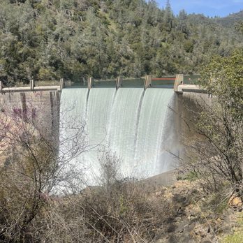 Lake Clementine - Lakes Near Me - Auburn, California