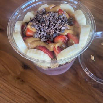 Twenty Two Juice Bar @ The Garage Food Hall - PB Aa Bowl (24 oz) - Juice Bars & Smoothies Near Me - Indianapolis, Indiana Twenty Two Juice Bar @ The Garage Food Hall - PB Aa Bowl (24 oz) - Juice Bars & Smoothies Near Me - Indianapolis, Indiana