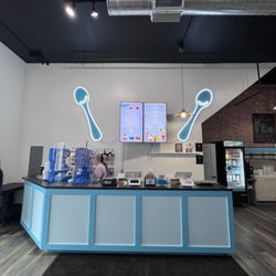 The Good Spoon Frozen Yogurt