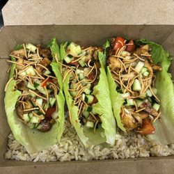 Curbside King - Spicy Peanut Chicken lettuce cups
