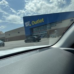 Best Buy outlet St. Louis and I'm going