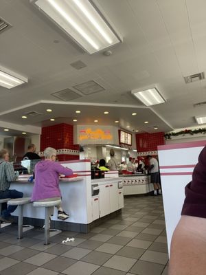 In-N-Out Burger by null