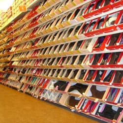 payless sunridge mall