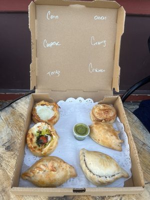 Che! Empanada by null
