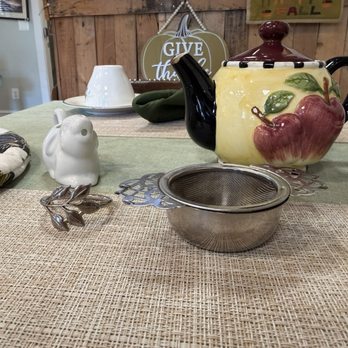 Crest Hill Tea Room - Tea Rooms Near Me - The Plains, Virginia Crest Hill Tea Room - Tea Rooms Near Me - The Plains, Virginia