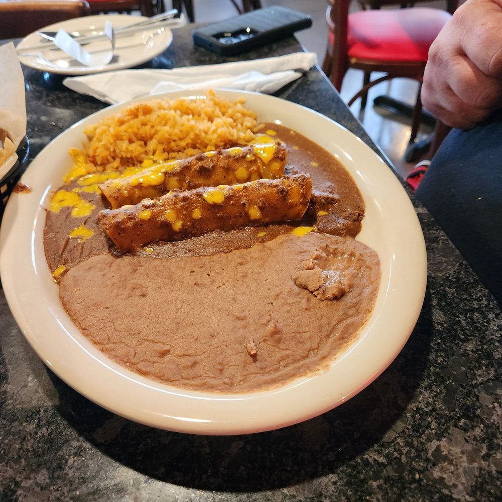 Rosa's Mexican Cocina - Beef enchiladas - Mexican Near Me - Terrell, Texas