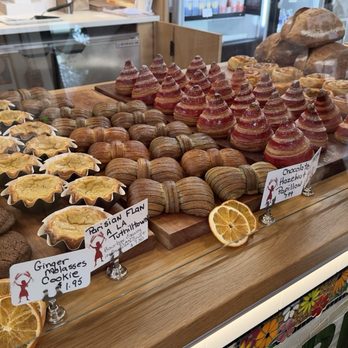 Full Circle - Pastries - Coffee & Tea Near Me - Gardiner, New York