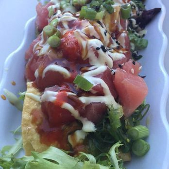 Island Grill - Famous tuna nachos - Seafood Near Me - Islamorada, Florida