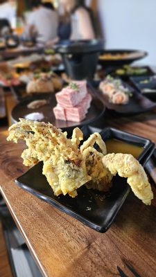 Kan Sushi by null