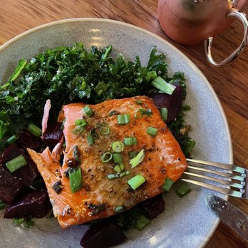 Tavern Hall - Sesame Salmon Bowl - New American Near Me - Bellevue, Washington Tavern Hall - Sesame Salmon Bowl - New American Near Me - Bellevue, Washington
