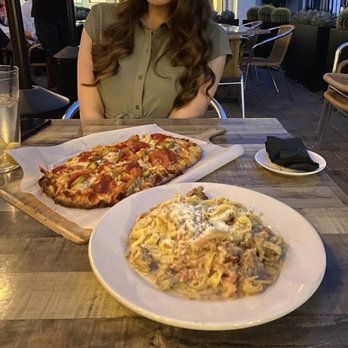 Pizzicata - Fettuccine Carbonara and a large pinsa ("the inferno") - Pizza Near Me - Carefree, Arizona