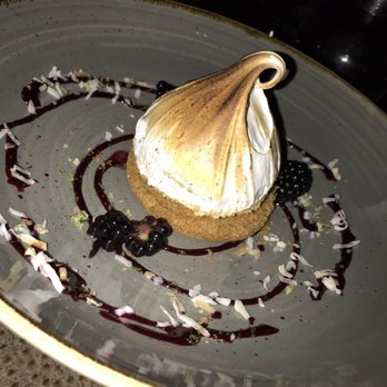 EDGE Restaurant and Bar - Lemon Meringue Pie - Steakhouses Near Me - Denver, Colorado EDGE Restaurant and Bar - Lemon Meringue Pie - Steakhouses Near Me - Denver, Colorado
