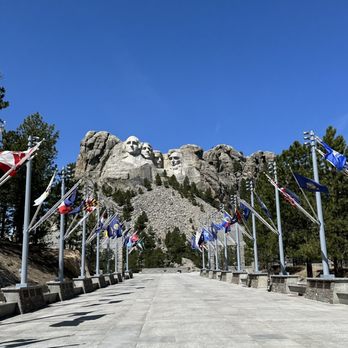 Mount Rushmore National Memorial - Landmarks & Historical Buildings Near Me - Keystone, South Dakota Mount Rushmore National Memorial - Landmarks & Historical Buildings Near Me - Keystone, South Dakota