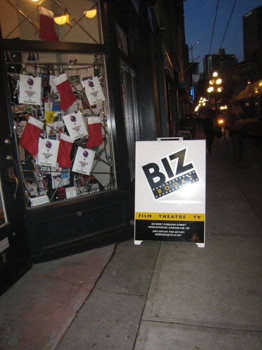 Biz Books Film & Theatre Store Logo