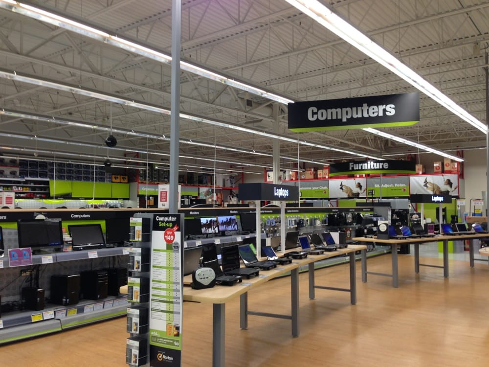 STAPLES Updated August 2024 215 Chain Lake Drive, Halifax, Nova