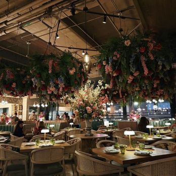 La Serre - Inside - French Near Me - Chicago, Illinois