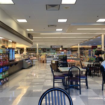 Ingles Supermarkets - Deli Area - Grocery Near Me - Rockmart, Georgia