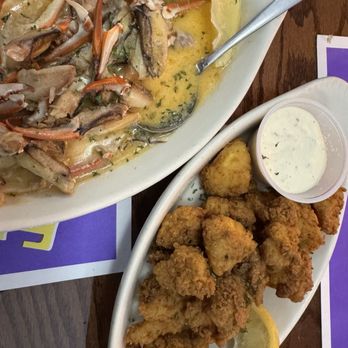 Seafood Seller & Cafe - Blue Crab Claws and Grouper Nuggets - Seafood Near Me - Crystal River, Florida