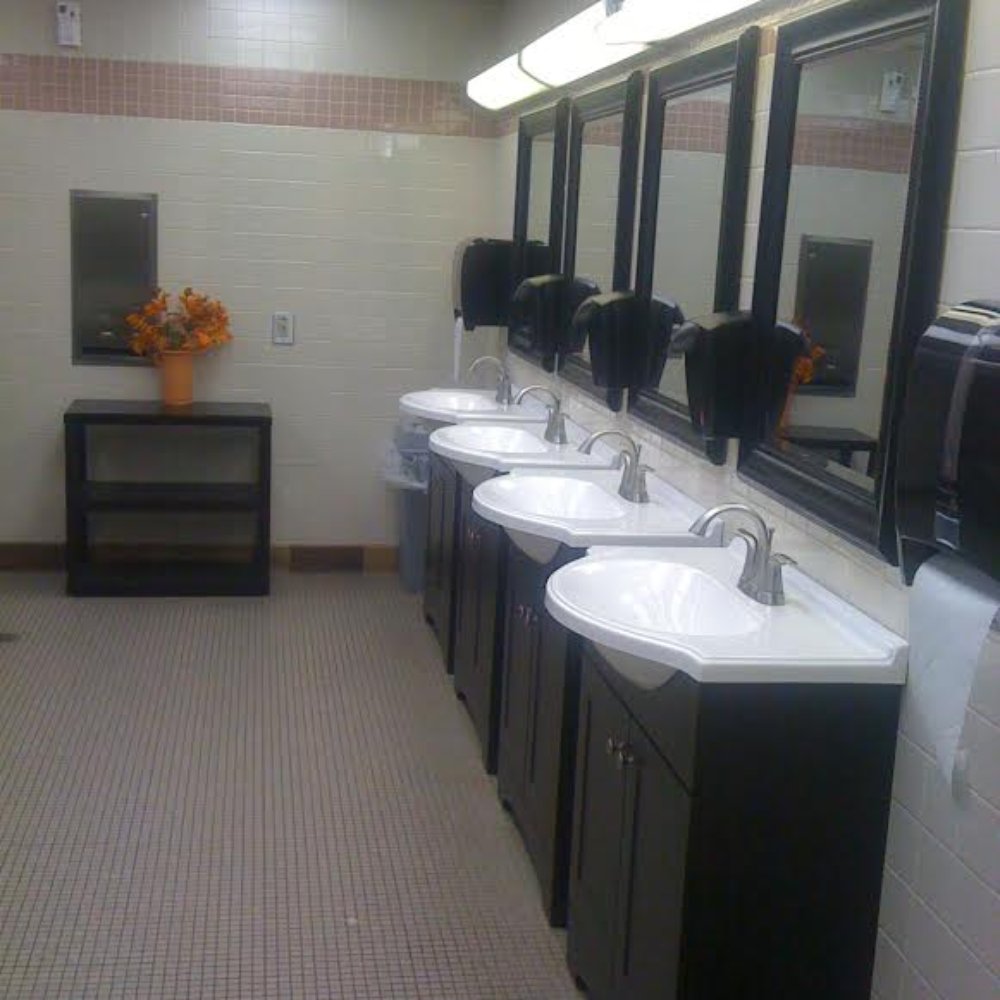Petro - Women's Restroom. - Service Stations Near Me - Carnesville, Georgia Petro - Women's Restroom. - Service Stations Near Me - Carnesville, Georgia