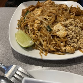 Thai Villa - Pad Thai Villa style - Thai Near Me - Raleigh, North Carolina