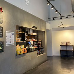 Teacision - Ordering and some snacks up front