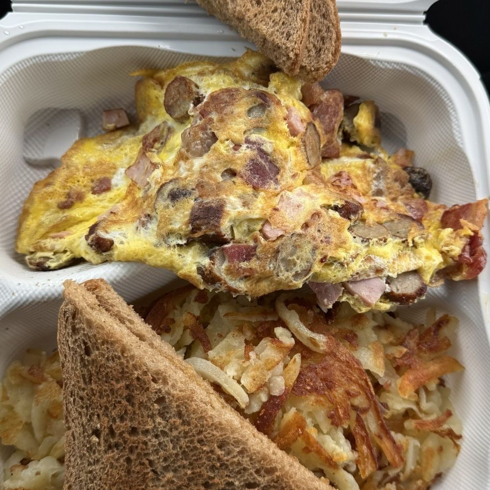 Ham, Bacon & Sausage omelette Ham, Bacon & Sausage omelette