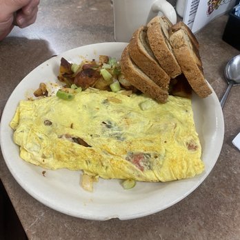 Miss Worcester Diner - Everything Omlette - Diners Near Me - Worcester, Massachusetts Miss Worcester Diner - Everything Omlette - Diners Near Me - Worcester, Massachusetts