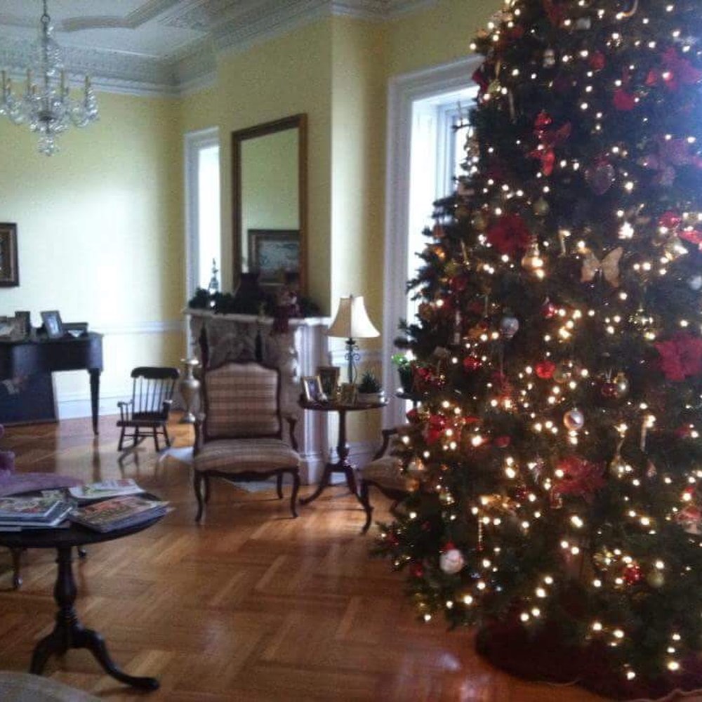 Formal sitting room Formal sitting room