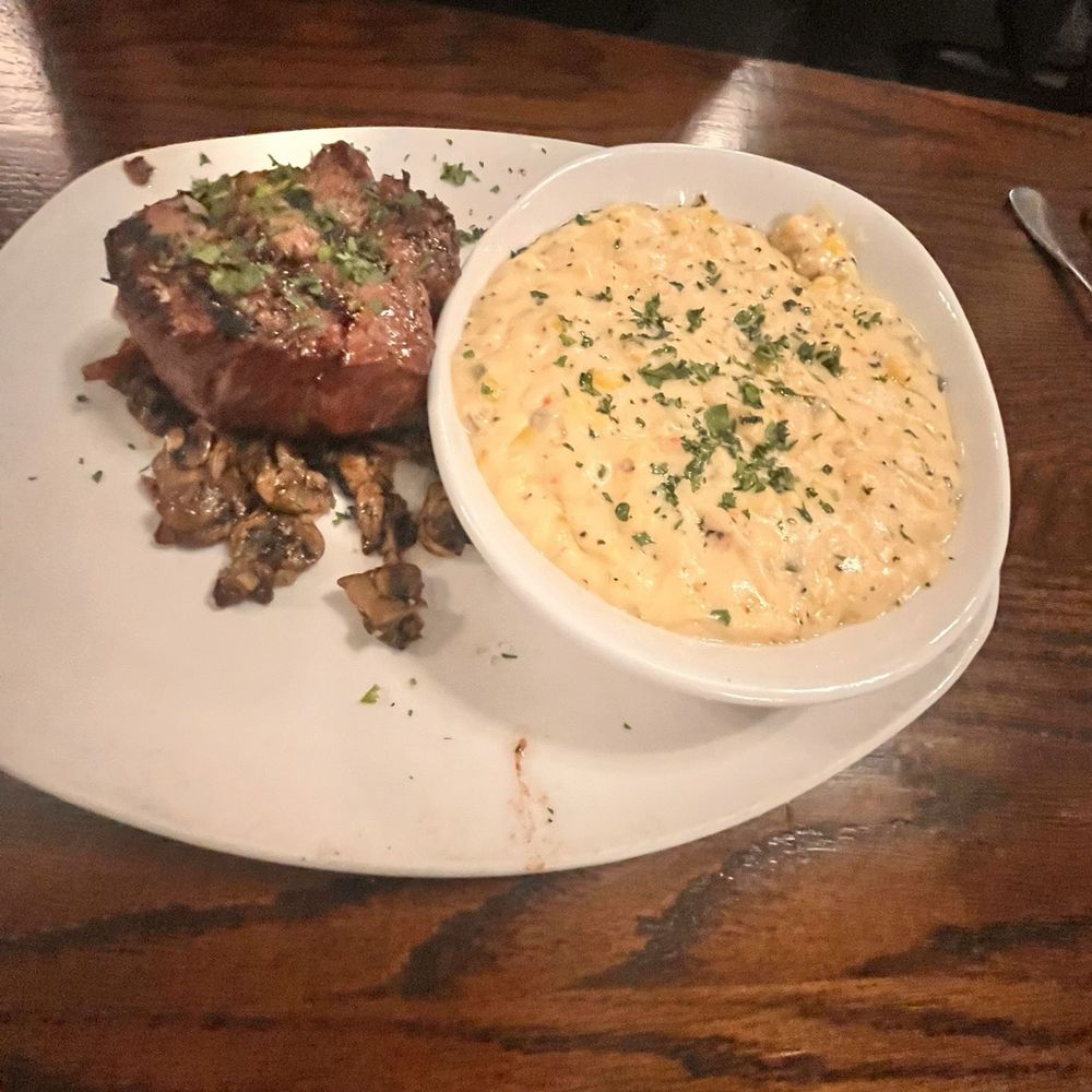 Manning's Steaks and Spirits - Steak - Steakhouses Near Me - Lakewood, Colorado Manning's Steaks and Spirits - Steak - Steakhouses Near Me - Lakewood, Colorado