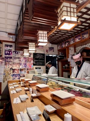 Yanagi Sushi by null