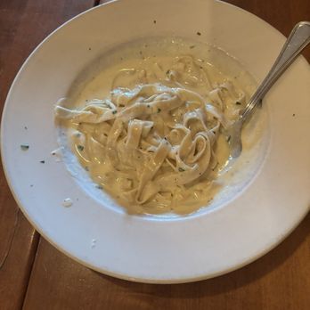 Antonio's Trattoria - Fettuccine Alfredo - Italian Near Me - Bronx, New York