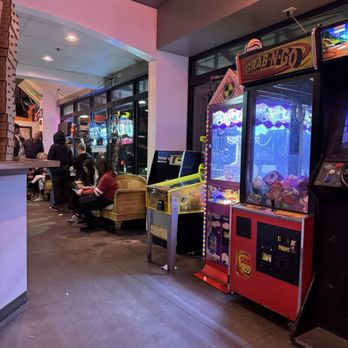 LuBo's NY Pizza - Pizza Near Me - Centennial, Colorado LuBo's NY Pizza - Pizza Near Me - Centennial, Colorado