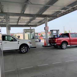 Costco Gas - 24 pumps, no waiting