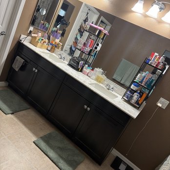 Kat’s Cleaning Services - Bathroom cleaning - Home Cleaning Near Me - Las Vegas, Nevada Kat’s Cleaning Services - Bathroom cleaning - Home Cleaning Near Me - Las Vegas, Nevada