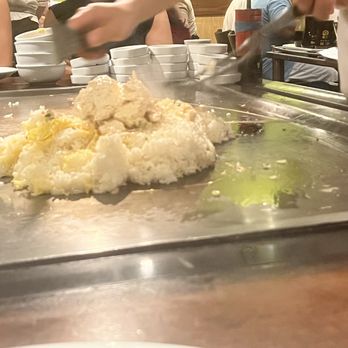 Benihana - Preparation of HIBACHI CHICKEN RICE - Sushi Bars Near Me - Orlando, Florida Benihana - Preparation of HIBACHI CHICKEN RICE - Sushi Bars Near Me - Orlando, Florida