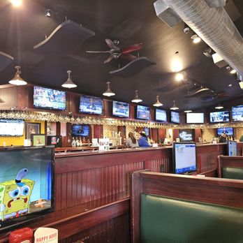 The Greene Turtle Sports Bar & Grille - Bar Area, ambiance - Sports Bars Near Me - East Meadow, New York The Greene Turtle Sports Bar & Grille - Bar Area, ambiance - Sports Bars Near Me - East Meadow, New York