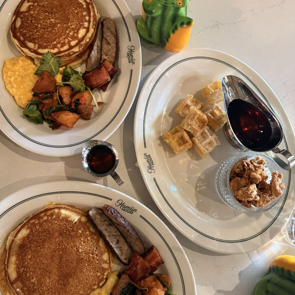 Hamlin House - Grand Slam and Chicken and Waffle bites - Pickleball Near Me - Orlando, Florida Hamlin House - Grand Slam and Chicken and Waffle bites - Pickleball Near Me - Orlando, Florida
