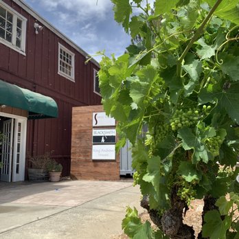 Sunset Cellars - They have a demonstration vineyard block there. - Wineries Near Me - Fairfield, California