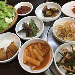 Sansung Korean Restaurant - The banchan is fresh and unique