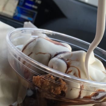 Andy's Frozen Custard - Cookie Casanova with fudge no peanuts no cherry just the way I like it - Ice Cream & Frozen Yogurt Near Me - Burbank, Illinois Andy's Frozen Custard - Cookie Casanova with fudge no peanuts no cherry just the way I like it - Ice Cream & Frozen Yogurt Near Me - Burbank, Illinois